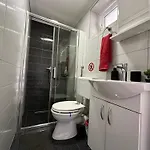 Sweet Near Old Town Apartman *